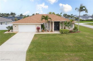 2208 SW 40th St, Cape Coral, FL 33914