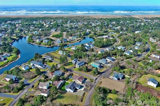 198 N Wynoochee Dr SW, Ocean Shores, WA 98569