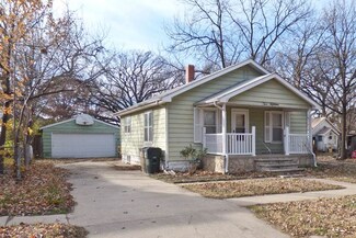215 N Reno St, Haven, KS 67543