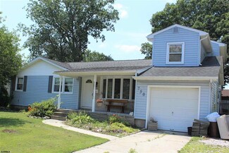 750 Hollywood Dr, Northfield, NJ 08225