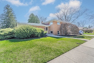 1845 Everett Ave, Des Plaines, IL 60018