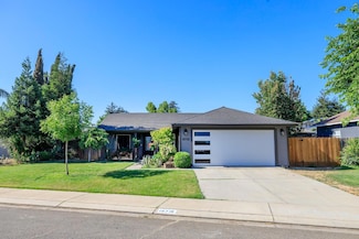 16719 Bradford Ct, Delhi, CA 95315