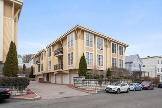 25 Osgood St Unit 12, Somerville, MA 02143
