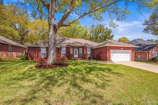1760 Condor Dr, Cantonment, FL 32533