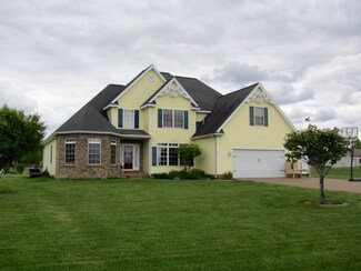 12226 S Brooke Dr, Haubstadt, IN 47639