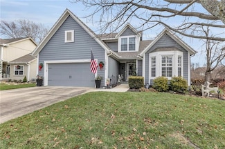 15713 S Stagecoach Dr, Olathe, KS 66062