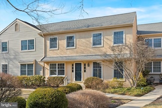 12 Wingstone Ln, Devon, PA 19333