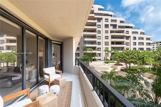 251 Crandon Blvd Unit 227, Key Biscayne, FL 33149