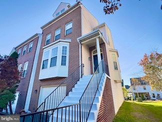 2914 Mainstone Dr, Fairfax, VA 22031