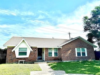 41 S Shore Dr, Galveston, TX 77551