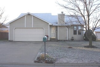 1117 E 6th St, Douglass, KS 67039