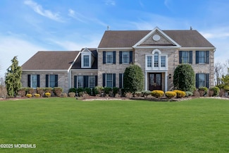 16 Gallant Fox Rd, Tinton Falls, NJ 07724