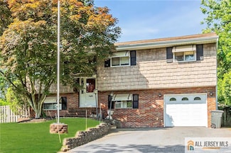 260 Grant Ave, Piscataway, NJ 08854