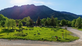 180 Porto Rd, Star Valley Ranch, WY 83127