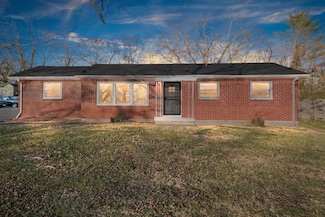 121 Ray Ave, Old Hickory, TN 37138