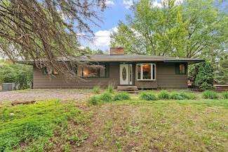 7924 W River Rd, Brooklyn Park, MN 55444