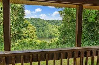 1551 Rhotons Chapel Rd, Manchester, TN 37355