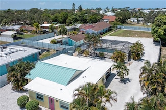 509 Shore Rd, Nokomis, FL 34275