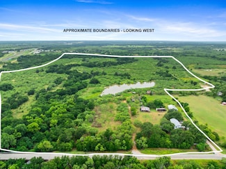 1637 S Bassett St, Eastland, TX 76448