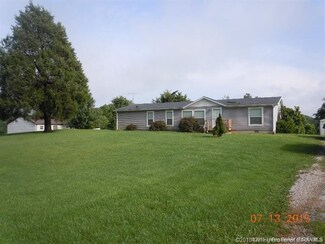 7667 Geswein Rd, Lanesville, IN 47136