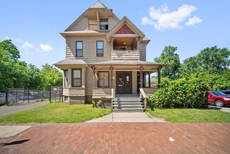 108 School St, Springfield, MA 01105