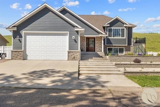 7442 Castle Rock Lake Dr, Colstrip, MT 59323