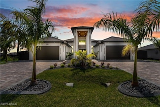 13 NW 14th Ave, Cape Coral, FL 33993