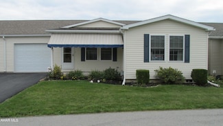 313 Goss Dr, Hollidaysburg, PA 16648
