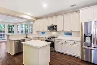 76 S Piper Trace, Spring, TX 77381