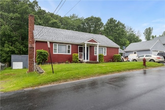 332 10th Ave, Woonsocket, RI 02895