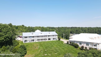 118 Lookout Dr, Brandenburg, KY 40108