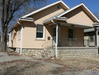 727 SE Lawrence St, Topeka, KS 66607