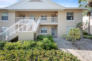 174 Pebble Shores Dr Unit 204, Naples, FL 34110