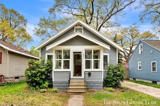2277 Harding Ave, Muskegon, MI 49441