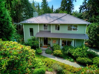 11708 Clearview Dr, Edmonds, WA 98026