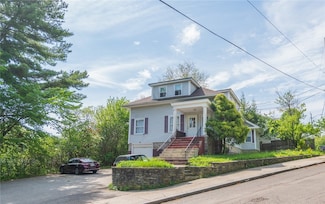 201 Hillcrest Ave, Providence, RI 02909