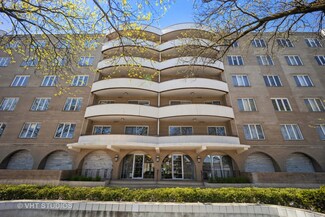 6400 N Cicero Ave Unit 402, Lincolnwood, IL 60712