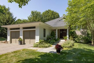 71 Central Rd, Rye, NH 03870