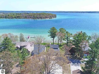 865 Millers Park, Elk Rapids, MI 49629