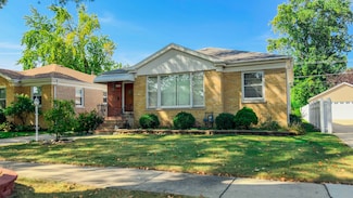 2428 S 8th Ave, Riverside, IL 60546