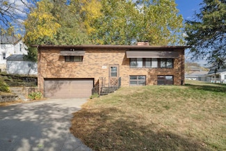200 2nd St NE, Elkader, IA 52043