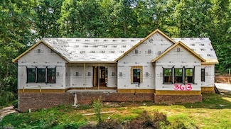 3613 Summit Lakes Dr, Browns Summit, NC 27214