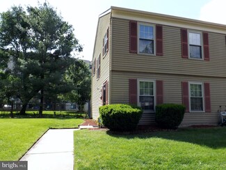 4140 Parkwood Ct, Brentwood, MD 20722
