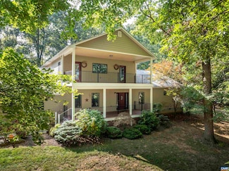 233 Bennington Dr, Staunton, VA 24401