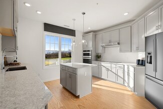 11 Peters Farm Way Unit 107, Westborough, MA 01581