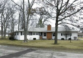 106 Oak Park Dr, Hicksville, OH 43526