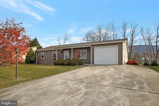 532 N 5th St, Mc Connellsburg, PA 17233