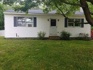 30 Lake View Dr, Spencer, MA 01562