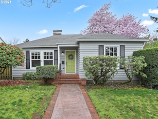 111 W 36th St, Vancouver, WA 98660