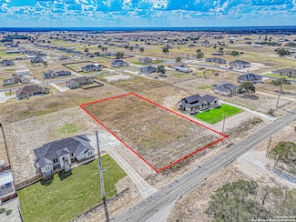 1195 County Road 319, La Vernia, TX 78121